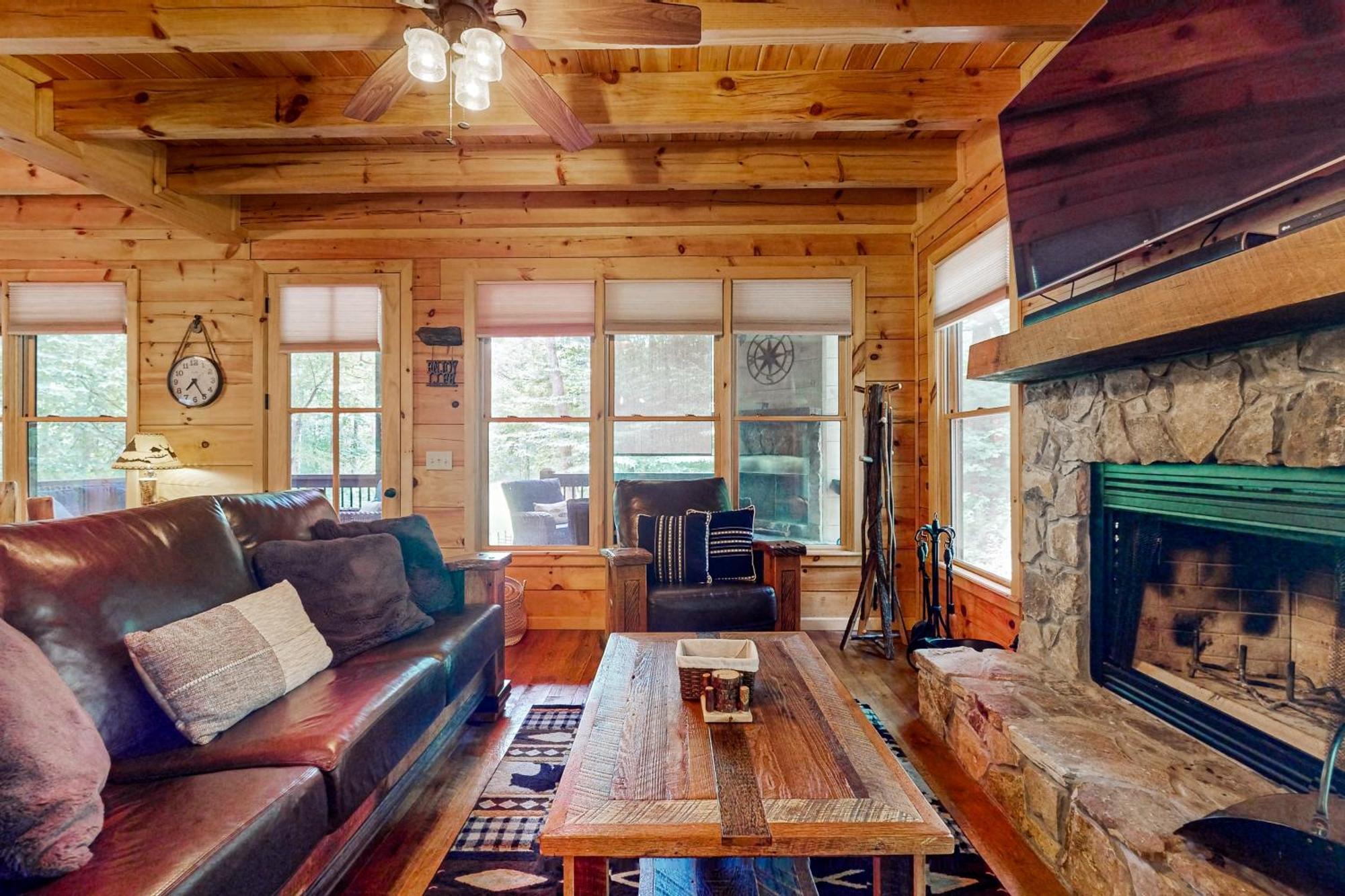 Simply Devine At Water'S Edge Villa Blue Ridge Exterior photo