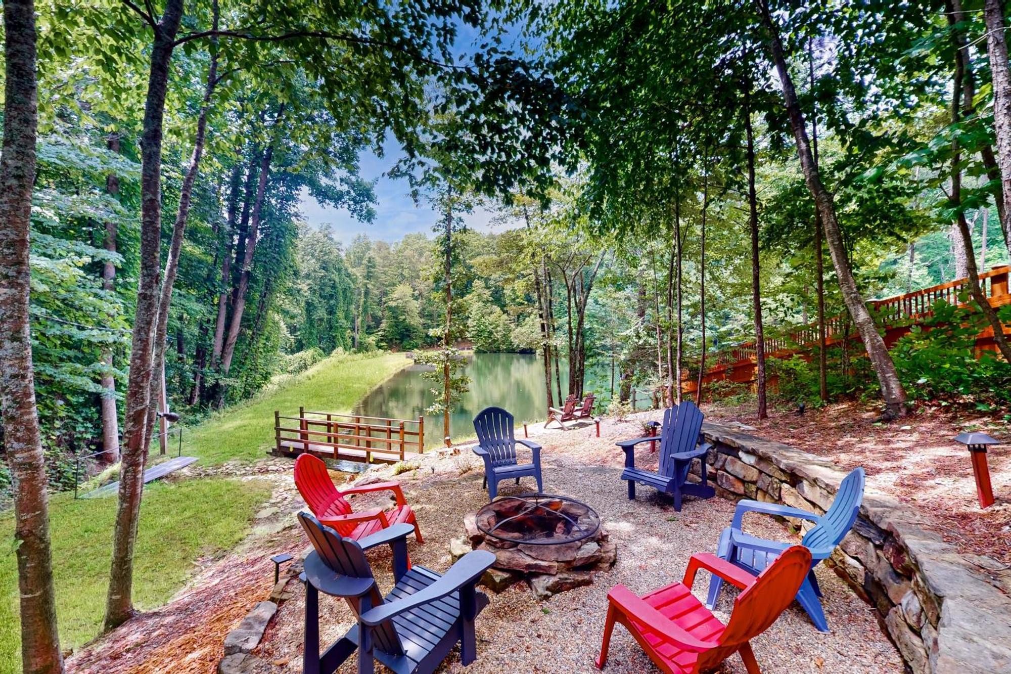 Simply Devine At Water'S Edge Villa Blue Ridge Exterior photo